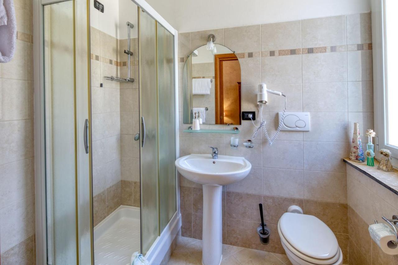 Locanda Villa Moderna Genoa Bagian luar foto