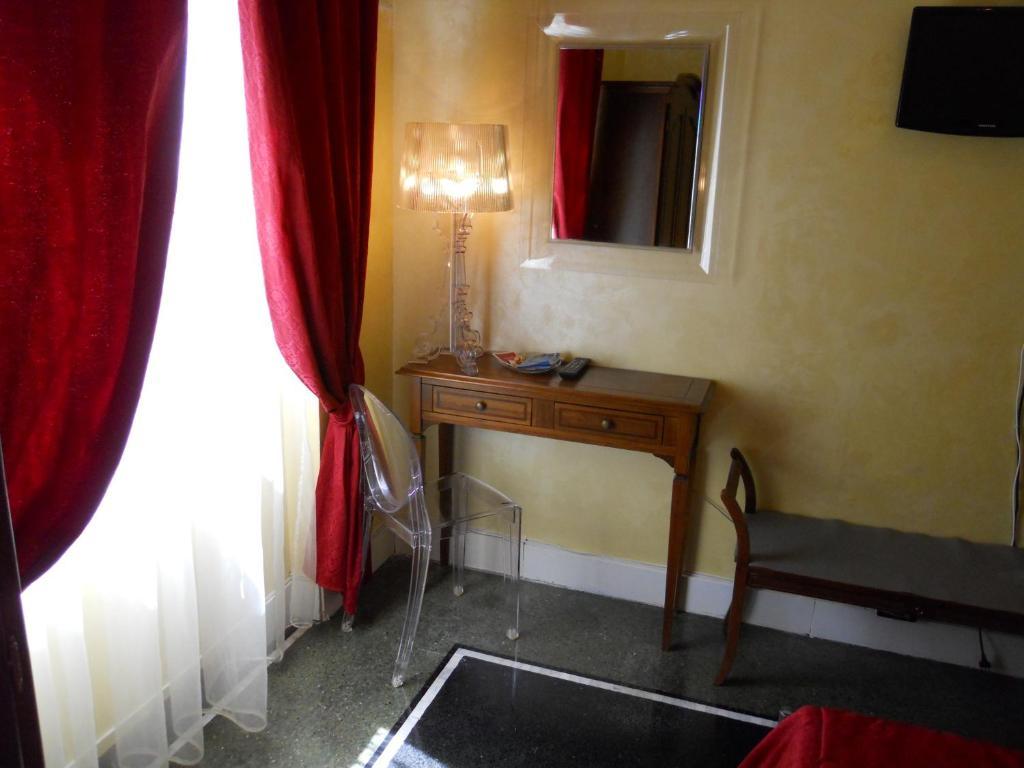 Locanda Villa Moderna Genoa Ruang foto